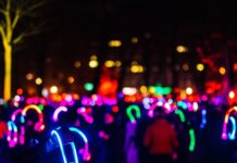 De opkomst van silent disco’s: waarom iedereen mee wil doen